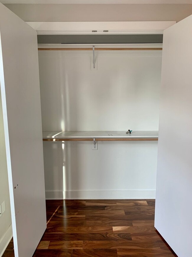 Building Photo - Stunning 3-Bed Townhome with Garage in Northern Liberties! Available mid-July!