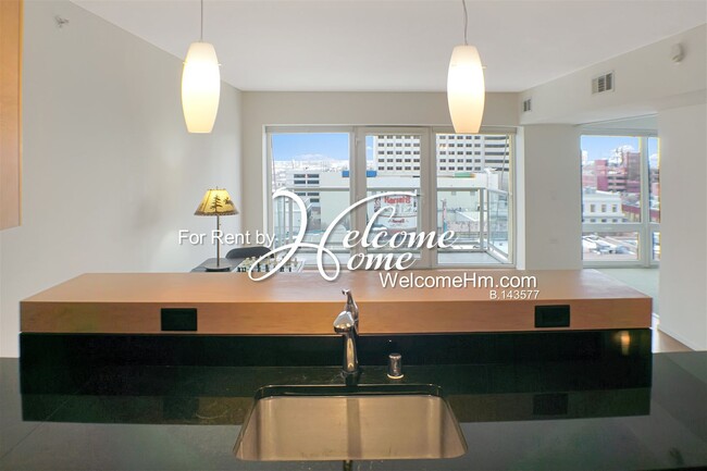 Building Photo - High-rise Montage - Extra Large 1 Bedroom ...