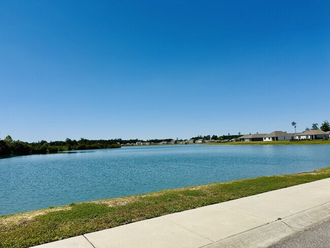 Building Photo - 1805 Castlebay Dr