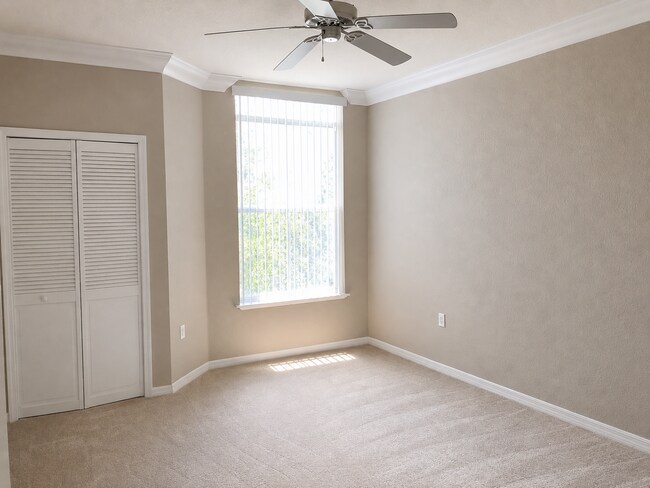 Building Photo - 1420 Lake Shadow Cir