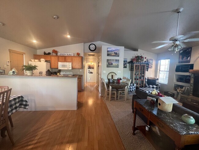 Building Photo - 2689 Palomino Trail