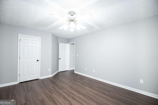 Building Photo - 907 Ashley Crossing Ln NW