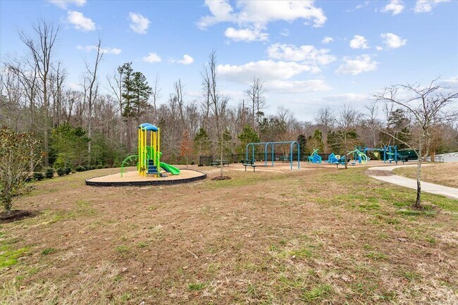 Building Photo - 4320 Lydias Dr