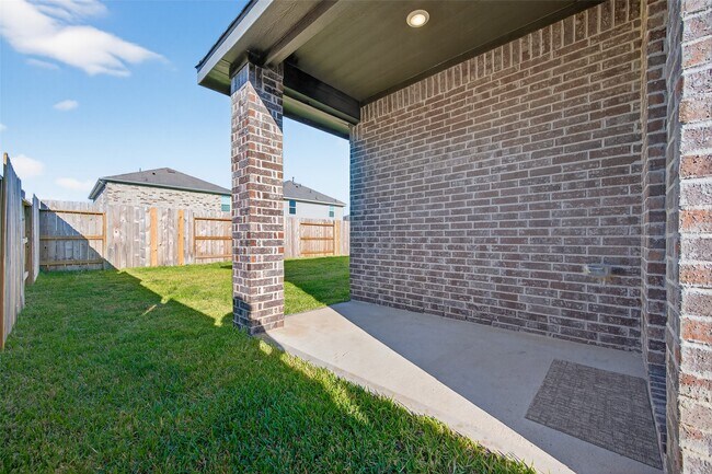 Building Photo - 6411 Laguna Terra Dr