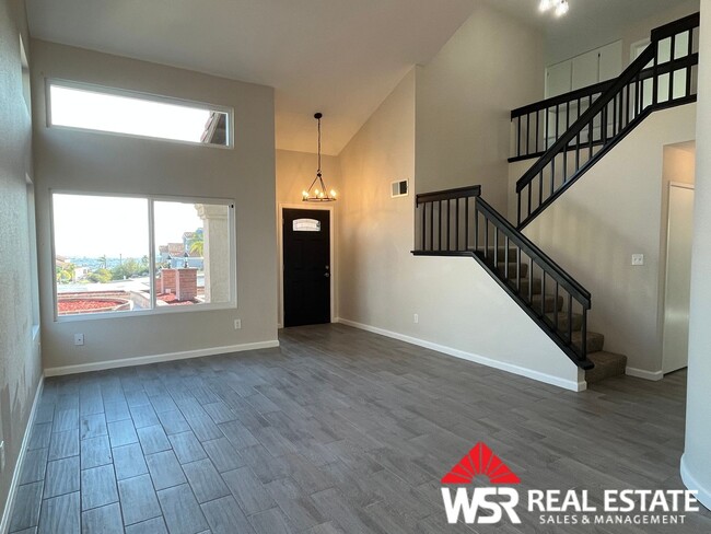 Building Photo - Stunning 4-Bedroom Remodeled Home for Rent...