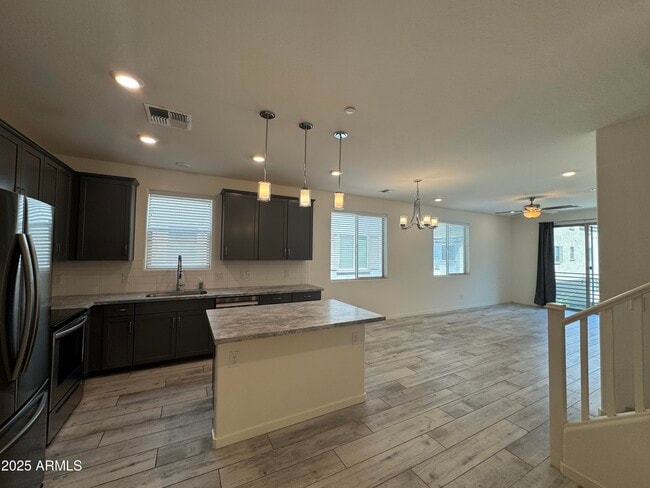 Building Photo - 300 N Gila Springs Blvd