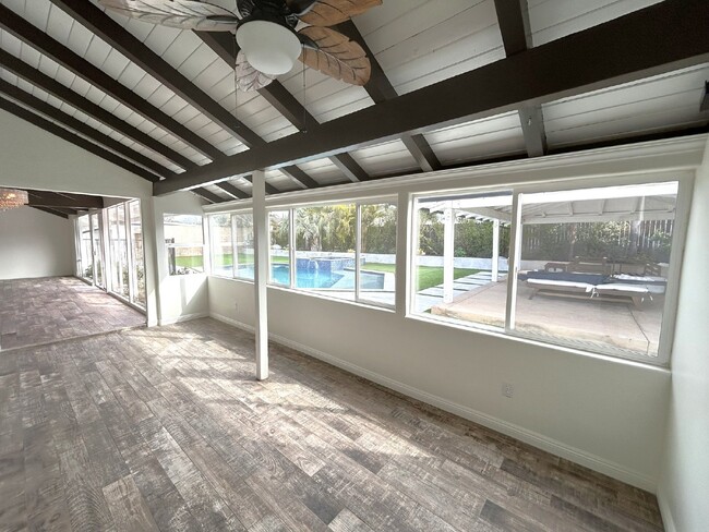 Building Photo - "Discover Your Dream Home: Spacious 3-Bed,...