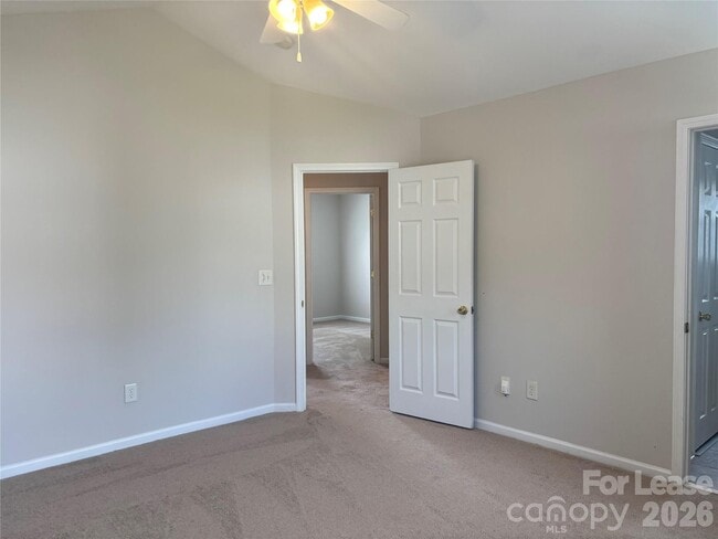 Building Photo - 1426 Peach Park Ln