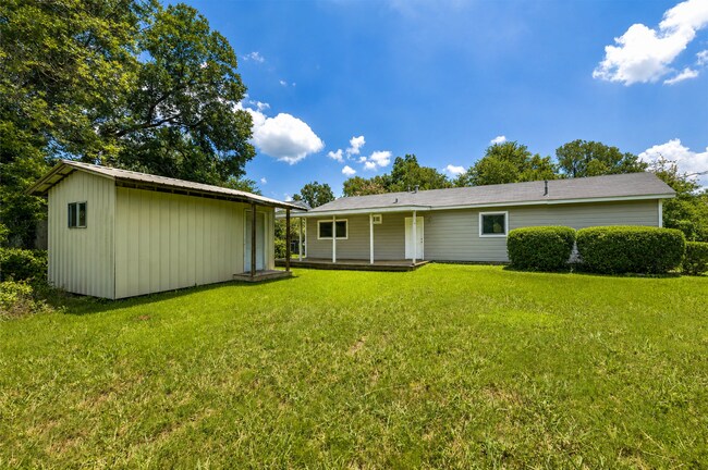 Building Photo - 3217 Thunderbird Ln