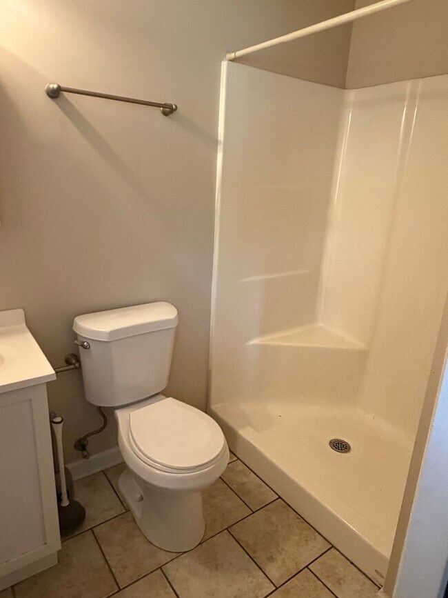 Building Photo - 4683-4689 Cary Lane
