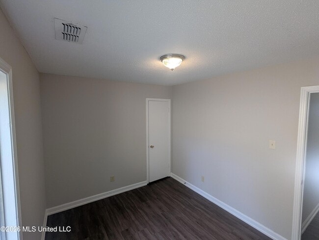 Building Photo - 1699 Whitehead Dr