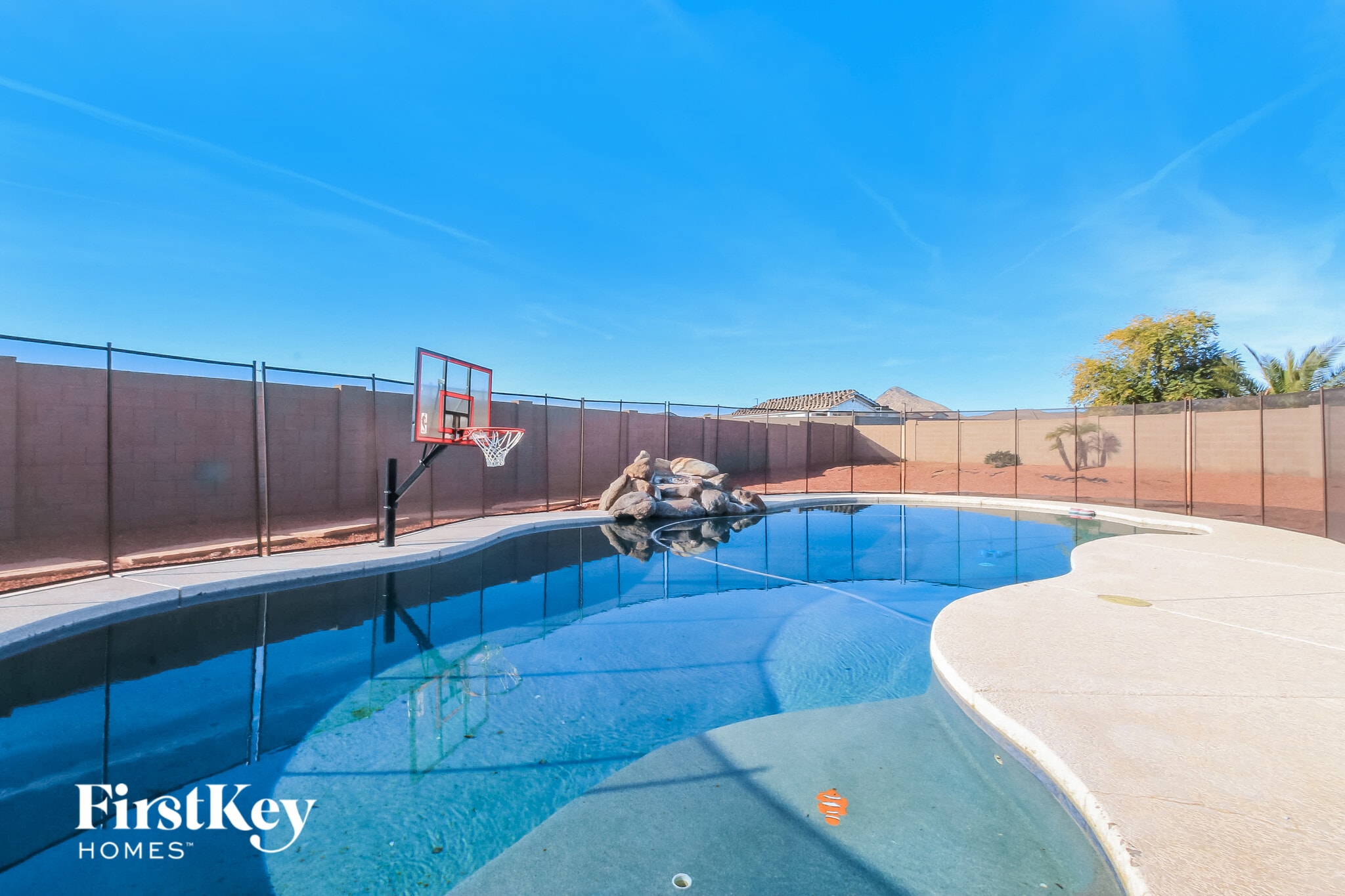 Building Photo - 2671 W Bartlett Way