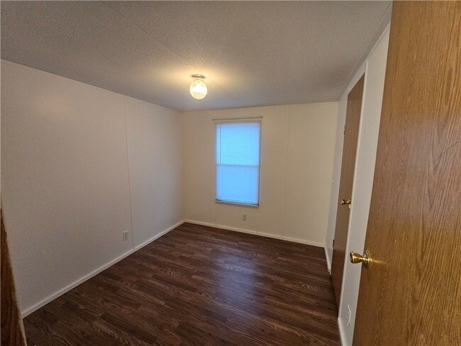 Building Photo - 34 Water St