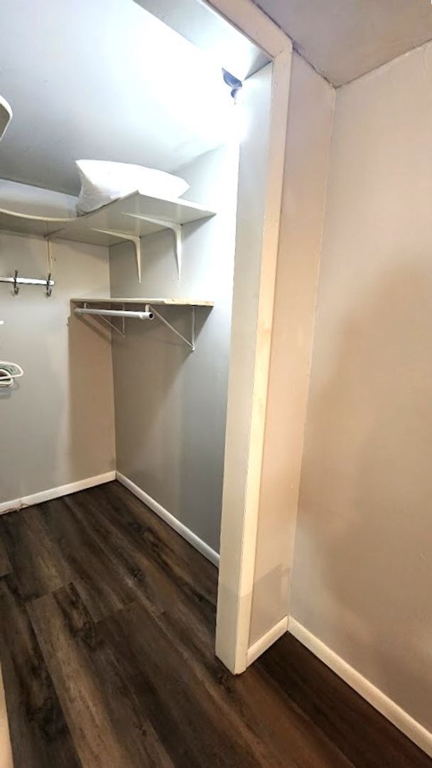 Building Photo - Furnished 1 Bed 1 Bath Apt in Linwood Place Add NW OKC