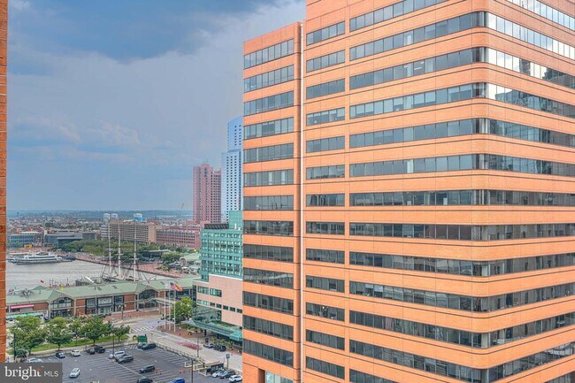 Building Photo - 414 Water St