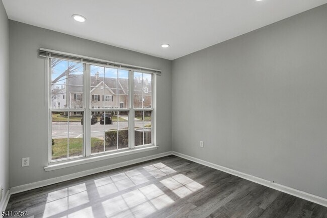 Building Photo - 3505 French Dr