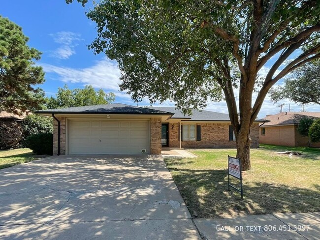 Primary Photo - Amazing 3 bed, 2 bath in SW Lubbock!