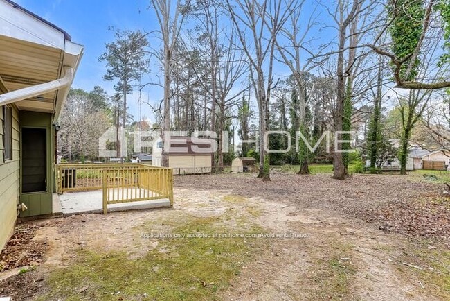 Building Photo - 1585 Plover Road