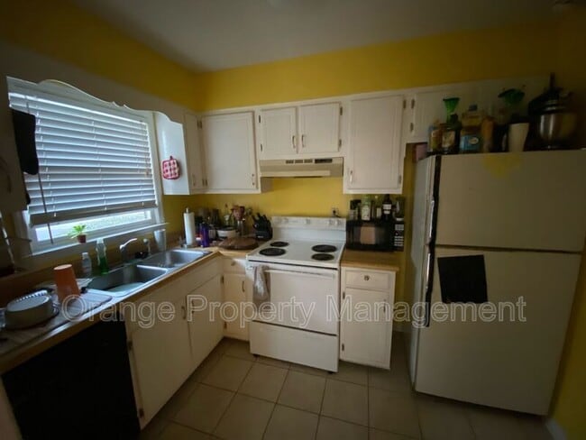 Building Photo - 1108 Tiger Blvd