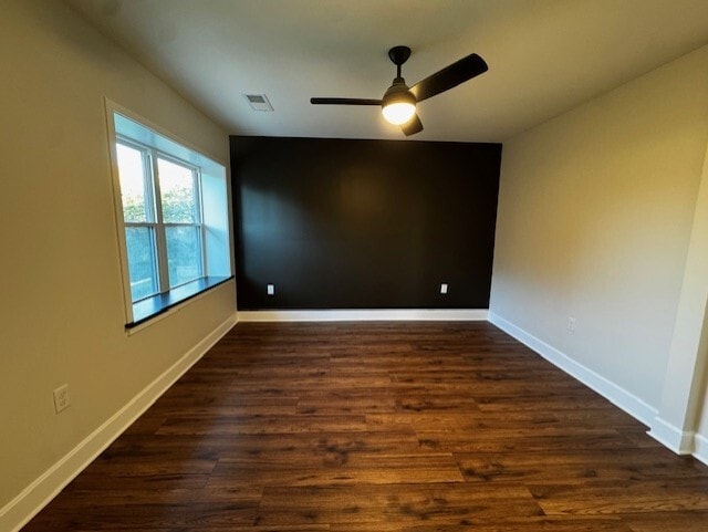 Building Photo - 818 Francis Pl