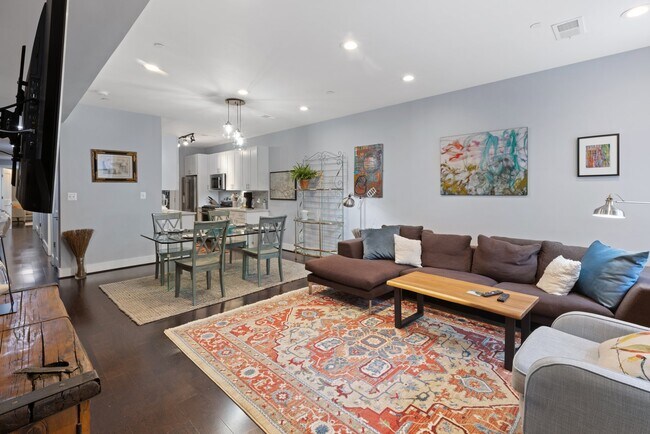 Building Photo - 1453 Girard St NW