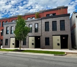 Building Photo - Luxury in the Heart of Huntsville