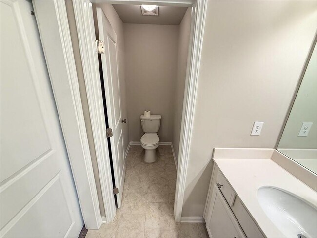 Building Photo - 2452 Coosa Vly