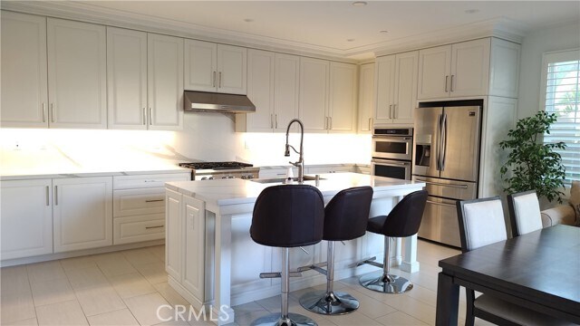 Building Photo - 188 Villa