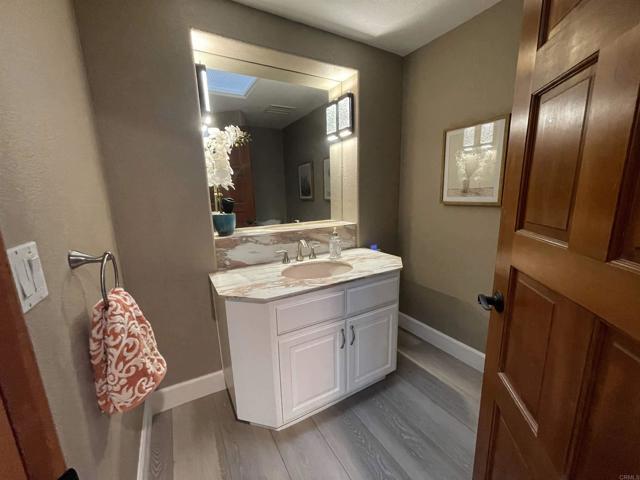 Building Photo - 15290 Moonglow Dr