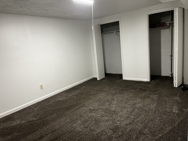 Basement private Office space - 13809 Greenfield Rd