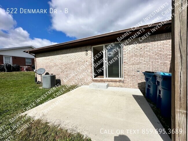 Building Photo - 522 Denmark Dr