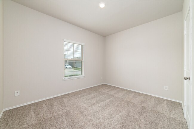 Building Photo - 23702 Harrow Fld Ln