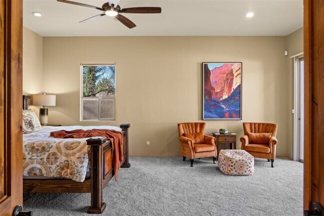 Building Photo - Vacation Rental- 30 Day rental