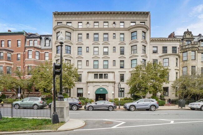 Building Photo - 333 Commonwealth Ave