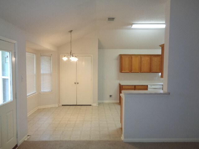 Building Photo - 17136 Gleneagle Dr S