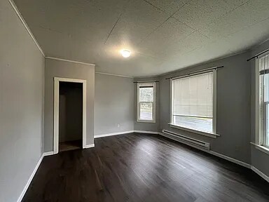 Building Photo - 3BR Apartment Near WWU & Close to Downtown, Pre-Leasing for August 2026