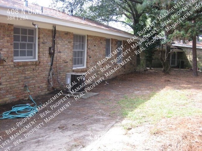 Building Photo - Near Univ South Alabama, 3 Bedroom 1.5 Bat...