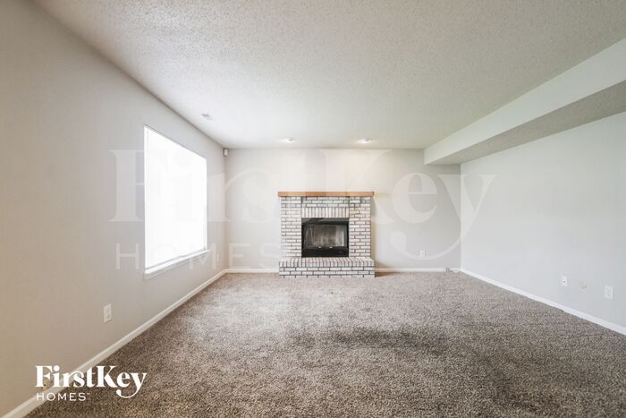 Building Photo - 8942 Leffler Ln