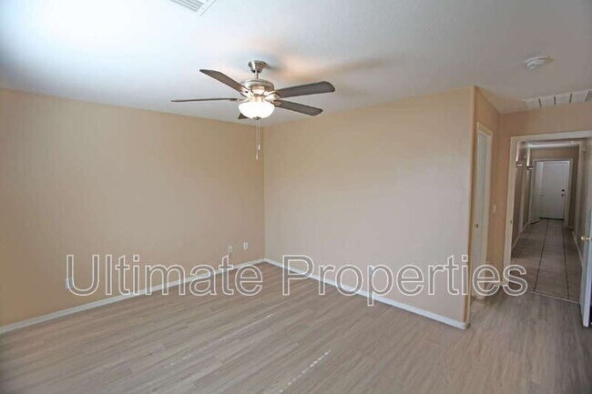 Building Photo - 24991 W Dove Ridge