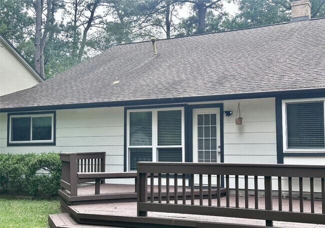Building Photo - 15 Tremont Woods Ct