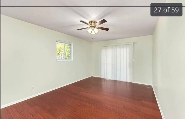 Building Photo - 10709 W 90th Ter