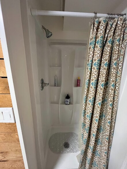 Building Photo - 11601 NE 155th St