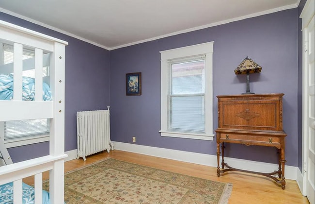 Building Photo - This Amazing 4BR/2 BA Home on Summit Hill ...