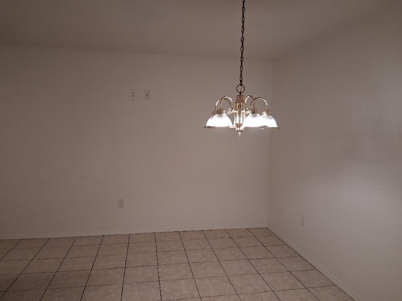 Building Photo - 316 Ewalt Ave