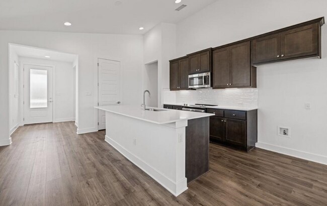 Building Photo - 3813 Mesquite Vly Rd