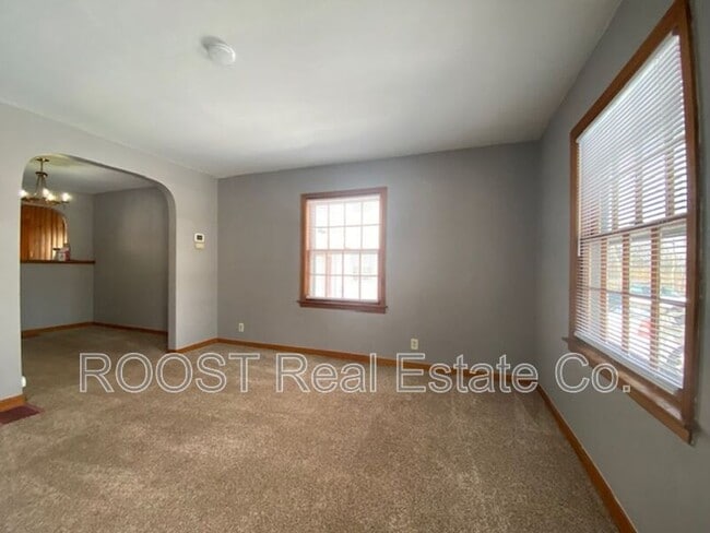 Building Photo - 1623 Overlook Dr