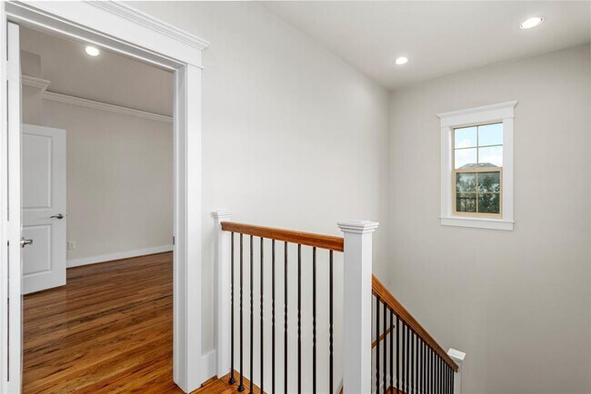 Building Photo - 4111 Allen St