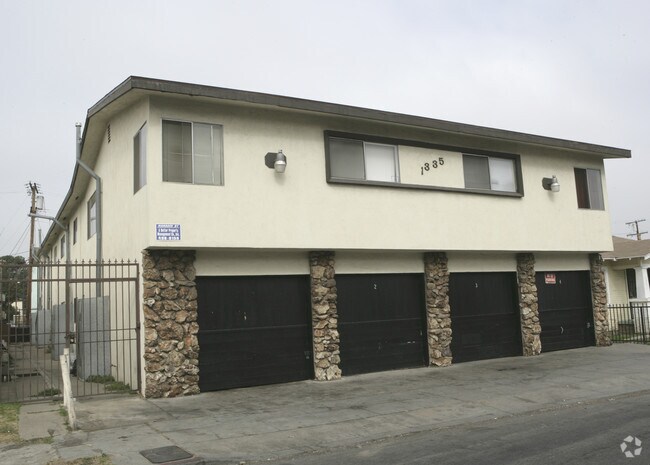 Building Photo - 1335 Stanley Avenue