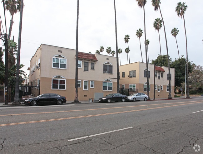 Primary Photo - Stoneleigh Apartments