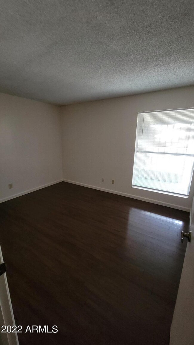 Building Photo - 9201 N 47th Dr